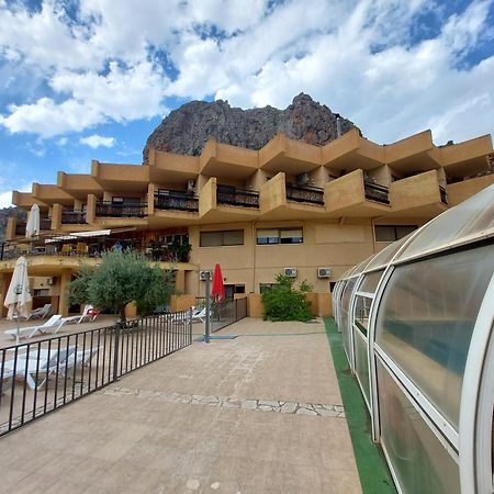 Hotel Restaurante Felipe II (Adults Only) アイナ エクステリア 写真
