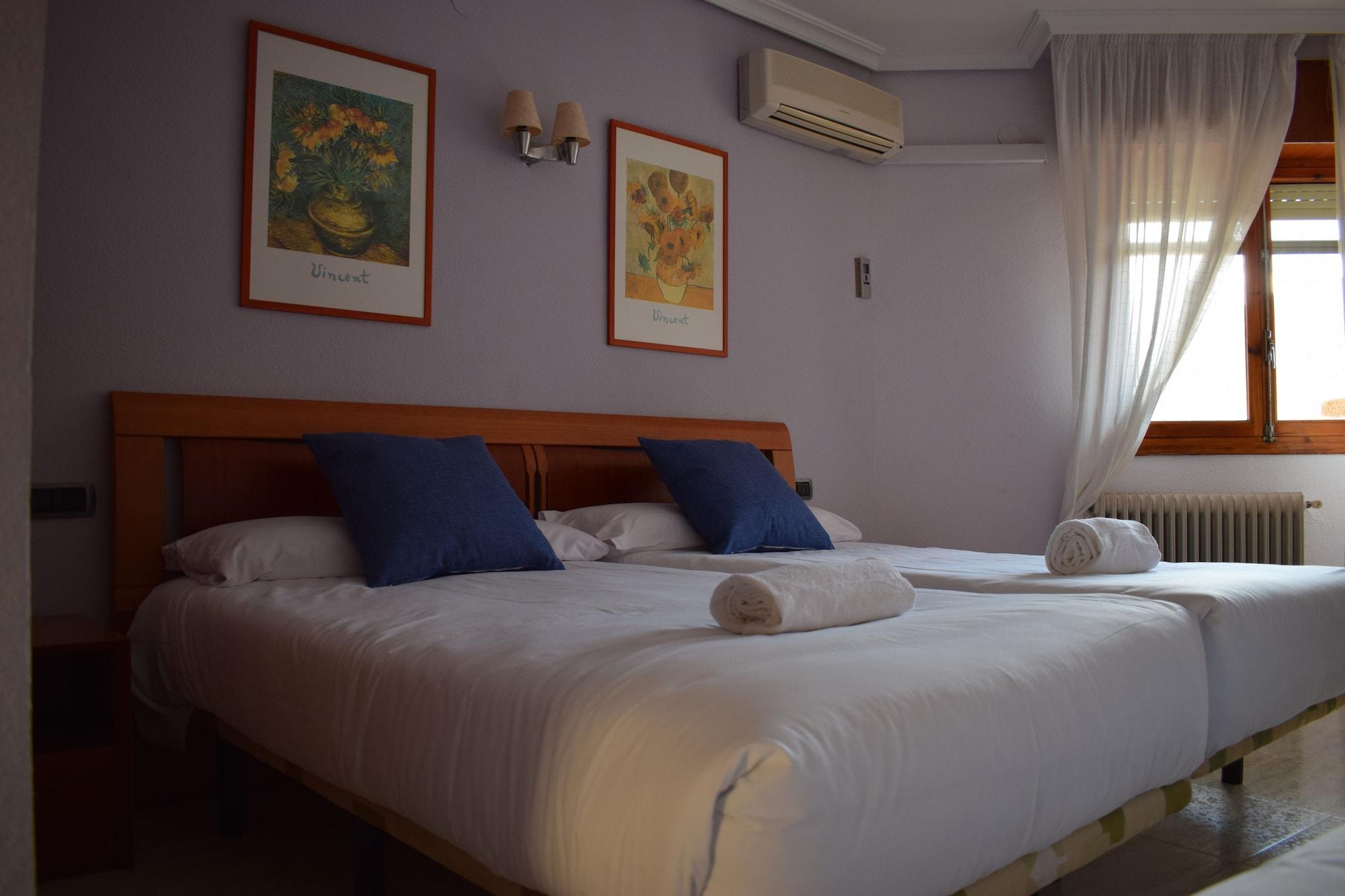 Hotel Restaurante Felipe II (Adults Only) アイナ エクステリア 写真