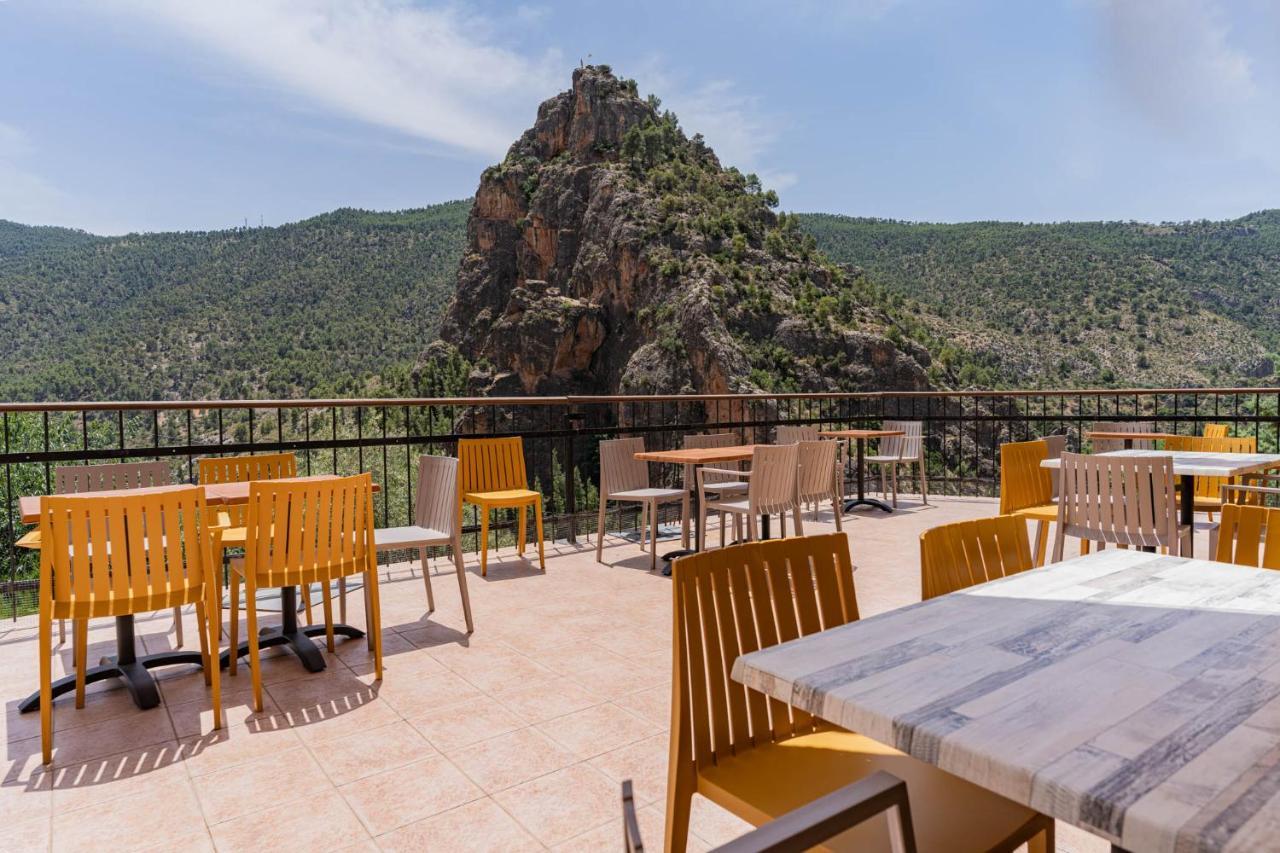 Hotel Restaurante Felipe II (Adults Only) アイナ エクステリア 写真