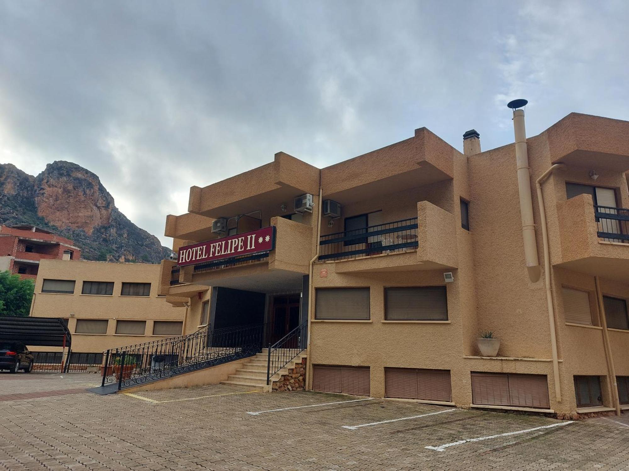 Hotel Restaurante Felipe II (Adults Only) アイナ エクステリア 写真