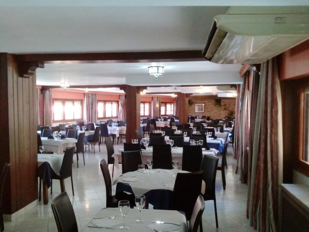 Hotel Restaurante Felipe II (Adults Only) アイナ エクステリア 写真
